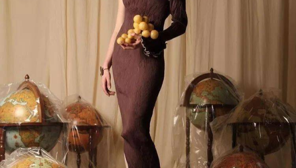 打造 AI 古典气质真人模型的窍门智研卡密分销 | 创作者分成平台 | 商业全案定制 | 域名交易平台 | 运营方案 | 积分兑换系统 | 知识付费社群智研新知品牌官方网站站